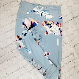 Alive Magnetics Quick‎ Dry yoga/leggin capri